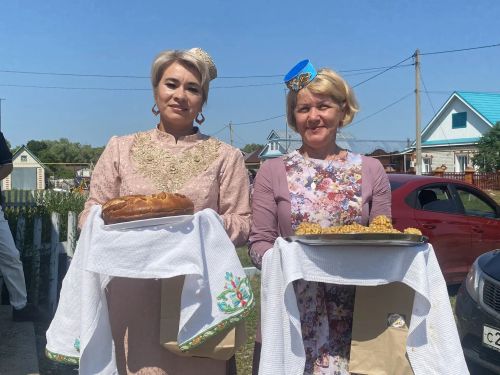 Буа районы Нурвахит авылы гасырлык юбилеен билгеләп үтә.