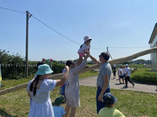 Сегодня в селе Вольнистан Буинского района земляки, договорившись, организовали праздник День села