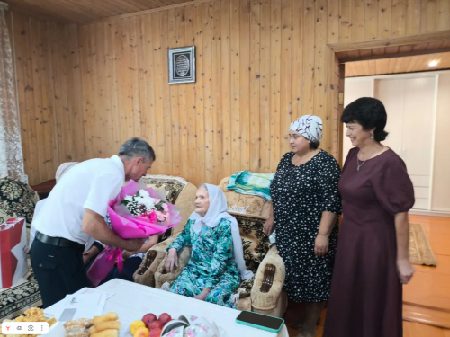 Шушы көннәрдә Яңа Тинчәле авылында яшәүче тыл ветераны Ркия Хәйретдиновага 100 яшь тулды