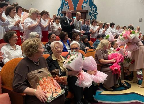 Сегодня лицей № 2 города Буинска масштабно и тепло отметил 50-летний юбилей