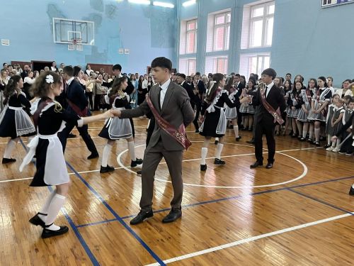 Торжественное мероприятие «Последний звонок» в выпускных классах
