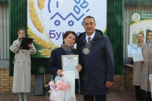 Торжественное обновление Доски почета Буинского муниципального района