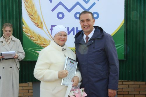 Торжественное обновление Доски почета Буинского муниципального района