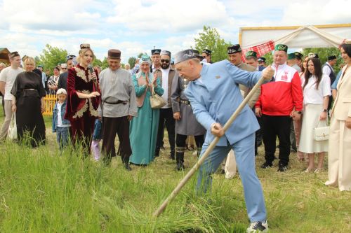 Традиционный татарский национальный праздник «Сабантуй»