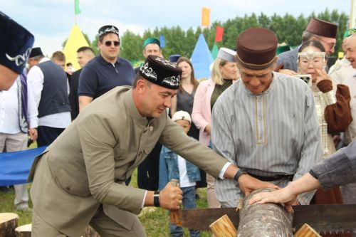 Традиционный татарский национальный праздник «Сабантуй»