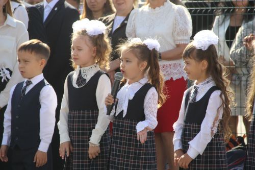 Праздничная линейка, посвящённая Дню знаний в Лицее № 2
