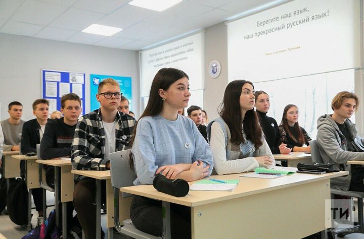 Минпросвещения разработало примерный план воспитательных мероприятий на новый учебный год