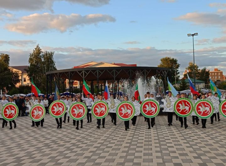 Буинцы праздновали День Республики и День города