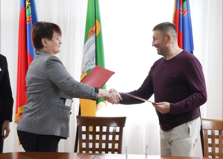 Прокопьевский Ленком и Буинский драматический театр, Республика Татарстан заключили соглашение о сотрудничестве