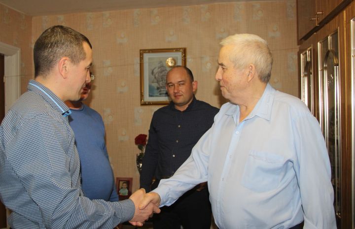 В Буинске поздравили ветерана отдела внутренних дел (+ фото)