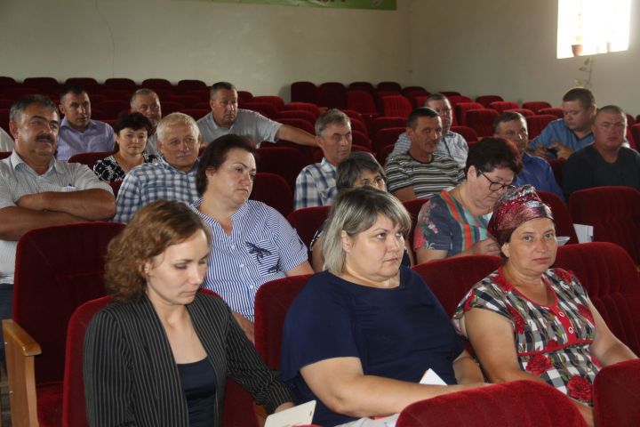 В сельских поселениях Буинского района проходят встречи с населением по вопросам создания кооперативов (фоторепортаж)