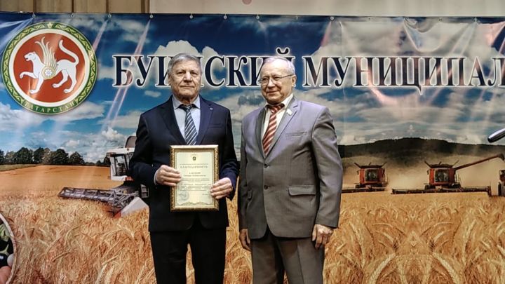 Газинур Хакимов награждён Благодарственным письмом Министерства сельского хозяйства РФ