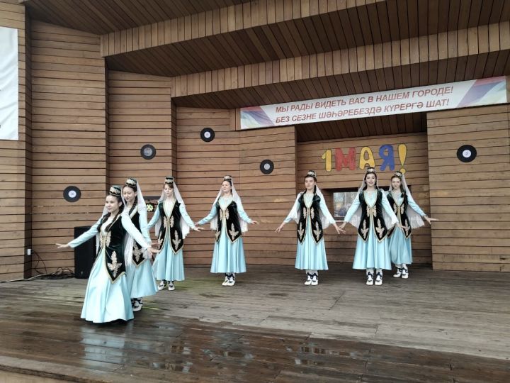 В Буинске отметили 1 Мая — Праздник Весны и Труда (+фото, видео)