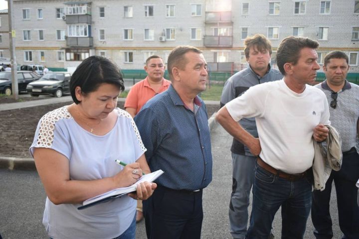 Ранис Камартдинов встретился с жителями дома 167 по улице Р. Люксембург (+фото)