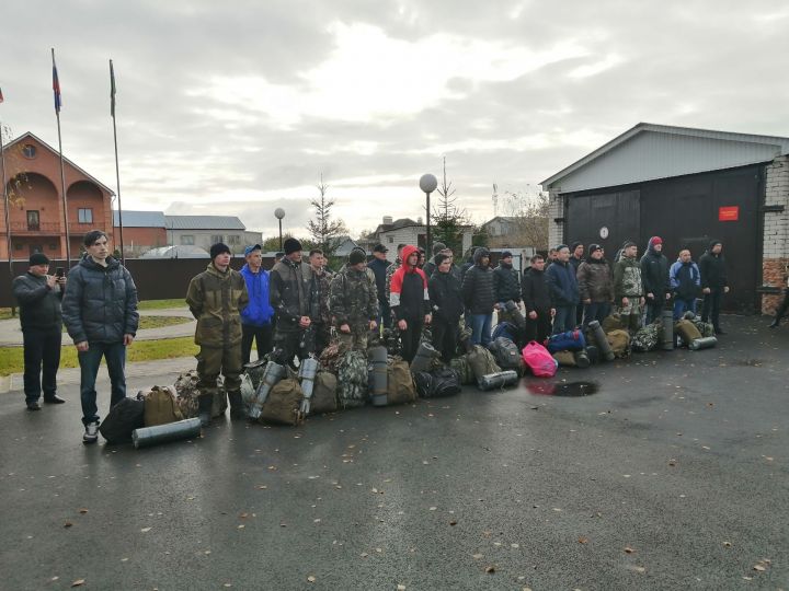 Мы приедем с Победой! С таким боевым настроем отправились мужчины из Буинска на военную операцию (видео, фото)