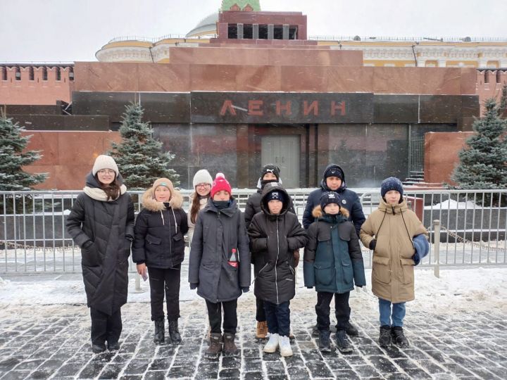 Учащиеся из Буинска побывали в Москве (фото)