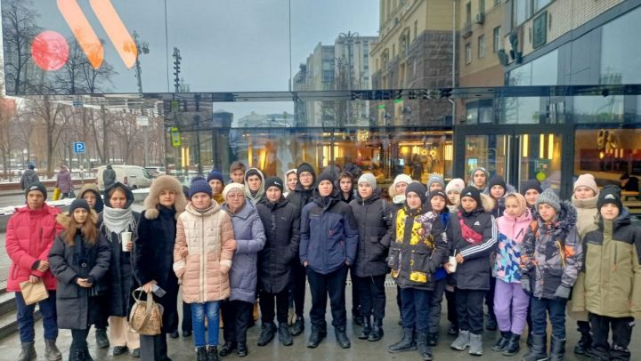 Учащиеся из Буинска побывали в Москве (фото)