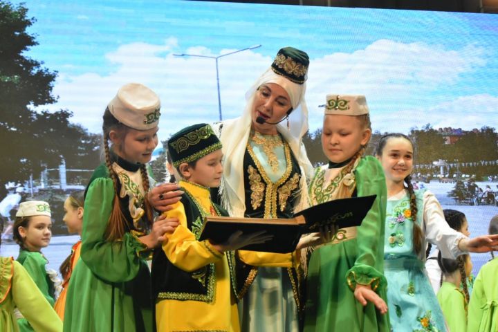 Буинцы собрали 57 тысяч рублей в помощь мобилизованным в рамках благотворительного концерта