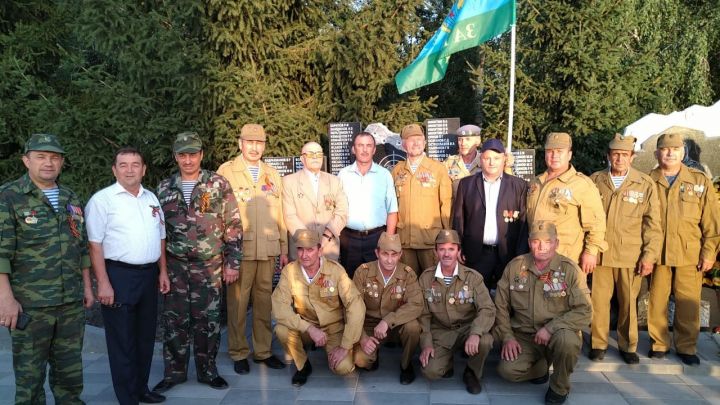 В Буинске открыли памятник воинам-интернационалистам (фото, видео)