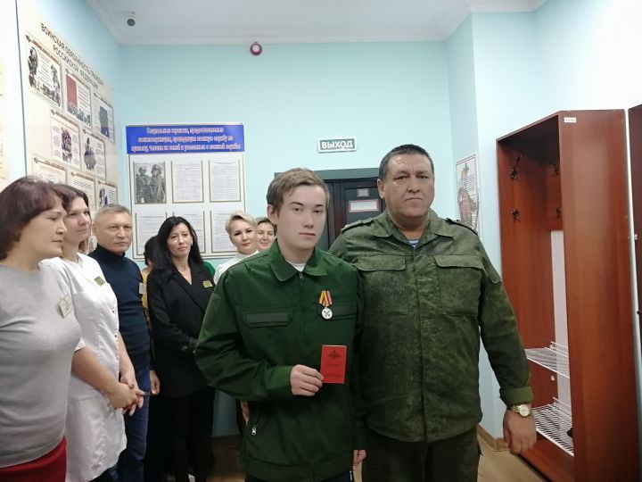 Буадан Вадим Иванов ике дәрәҗә  хәрби батырлык өчен медале белән бүләкләнде