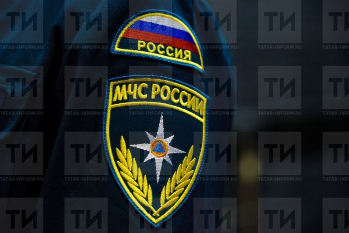 МЧС напоминает татарстанцам о мерах безопасности в гололед и метель в предстоящие сутки