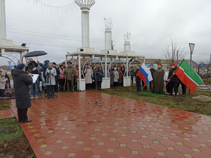 Память погибшего участника СВО увековечили в родной деревне