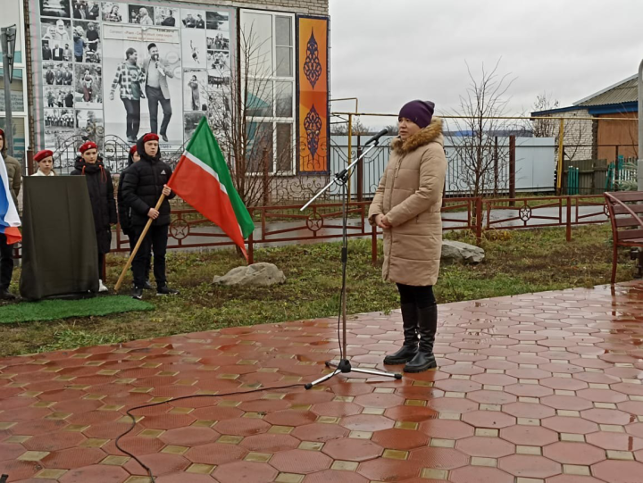 Память погибшего участника СВО увековечили в родной деревне