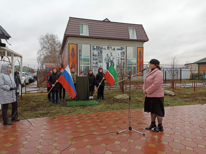 Память погибшего участника СВО увековечили в родной деревне