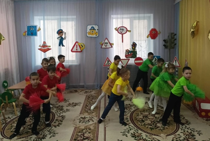 В детском саду «Алтынчеч» прошла интеллектуальная игра «Знатоки ПДД»
