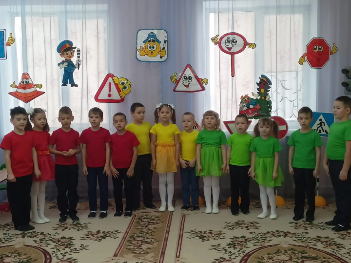 В детском саду «Алтынчеч» прошла интеллектуальная игра «Знатоки ПДД»