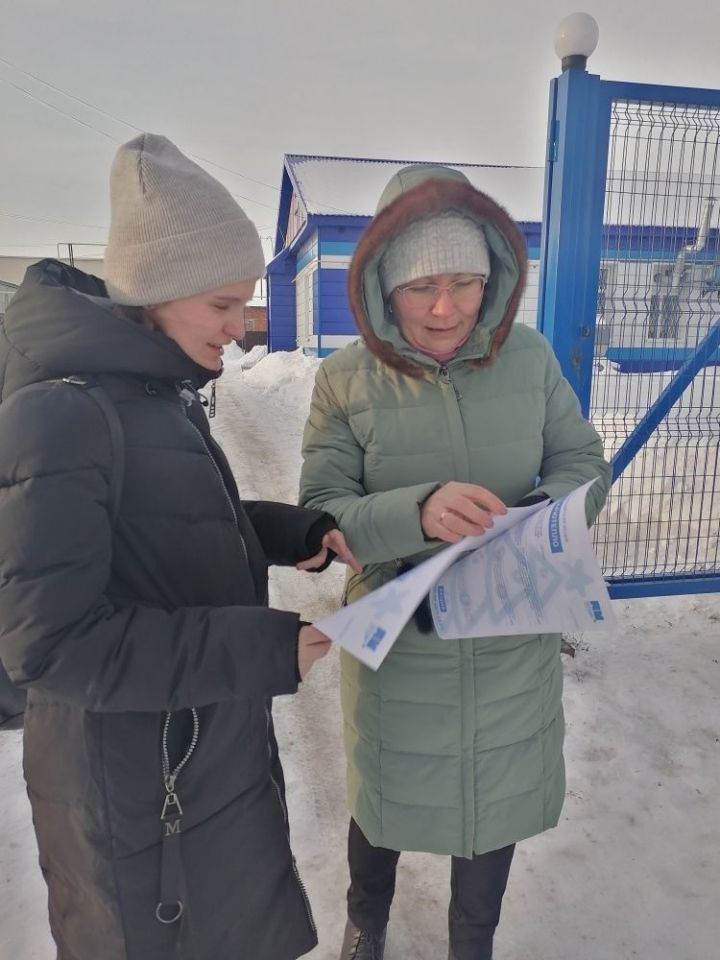 Спортивная школа «Арктика» присоединилась ко Всероссийской уличной акции «Дарю тепло»