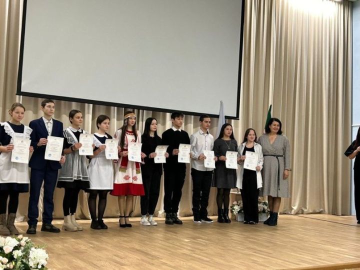 Учащиеся Буинского района заняли призовые места в республиканской олимпиаде школьников по родному (чувашскому) языку
