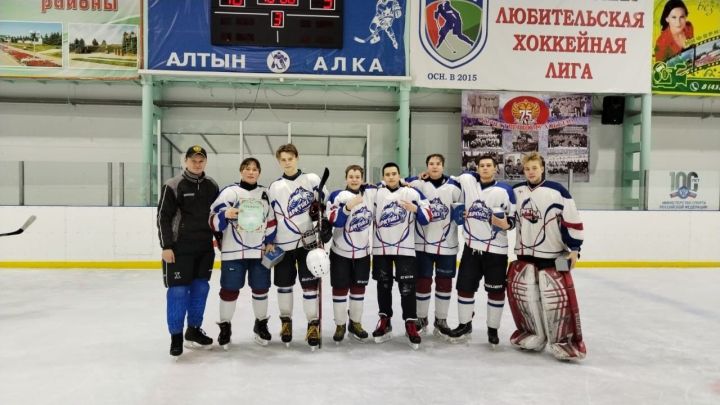 Команда «Арктика» выиграла в новогоднем турнире