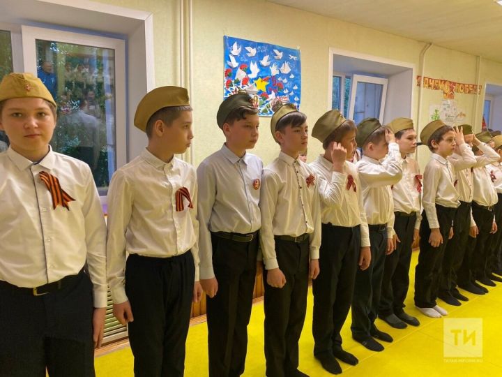 Путин обязал педагогов формировать у учащихся чувство патриотизма