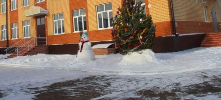 В Казани женщина упала с 6-го  этажа и пошла домой