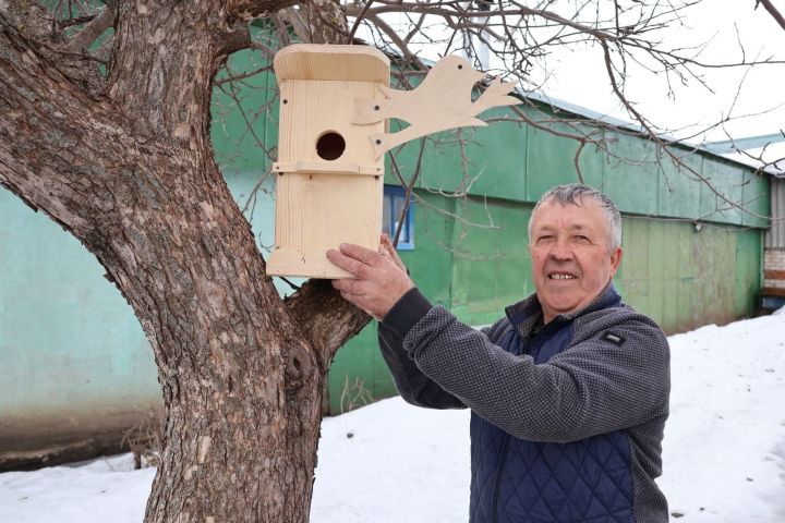 71-летний пенсионер из Буинского района делает скворечники с секретом (+фото)