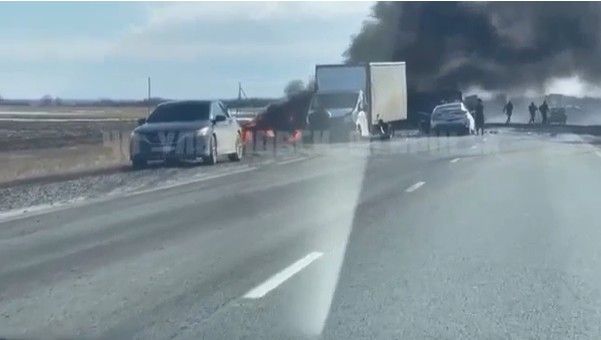 Вчера массовое ДТП случилось недалеко от Буинского района - вблизи села Кашинка Ульяновской области