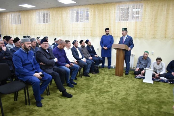 В новом здании Буинского медресе открылась комната для чтения Корана (+фото)