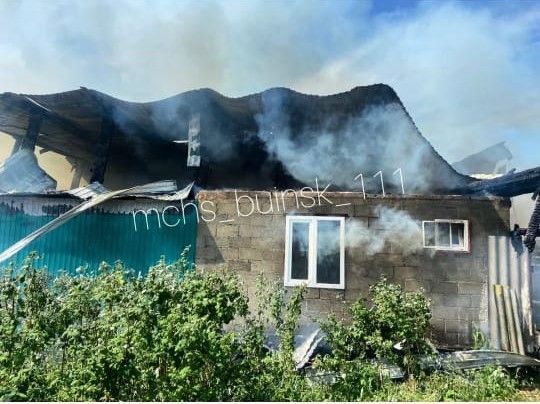 Дом и сарай многодетной семьи выгорели полностью. В Буинском районе произошел пожар