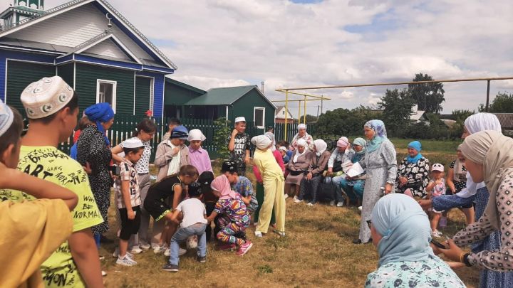 Сегодня мечеть  деревни Бикмуразово назвали именем учёного, религиозного деятеля Габдулсамата Ахуна (фото, видео)