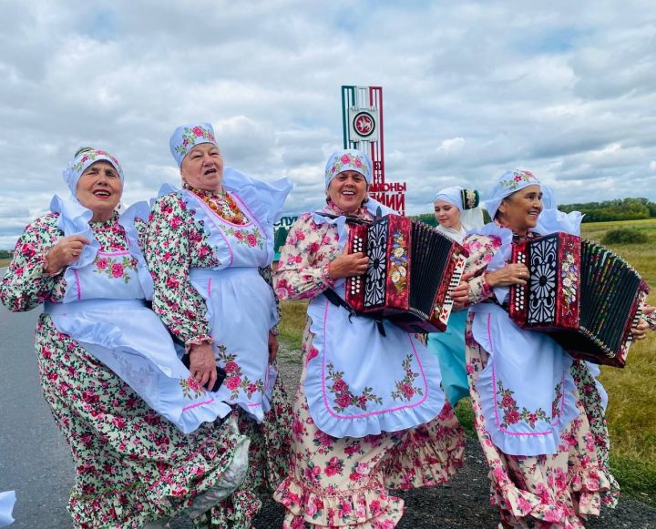 В Буинске выступил фольклорный ансамбль из Ульяновской области