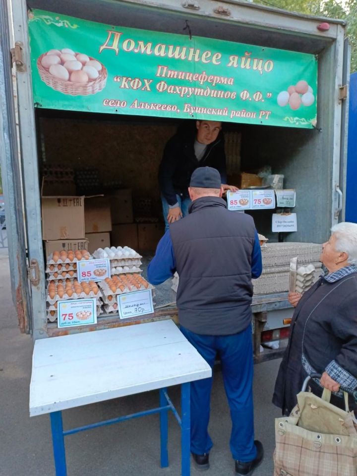 Буинцы на сельхоз ярмарках в Казани реализуют  50 тонн местной продукции
