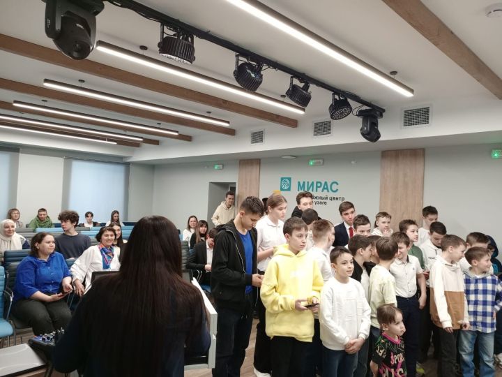 В молодежном центре «Мирас» Буинска стартовал захватывающий интенсив по разработке мобильного приложения