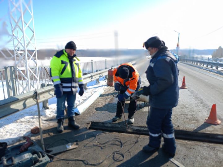 Начат ремонт Адав-Тулумбаевского моста работниками «Волгадорстрой» в Буинском районе
