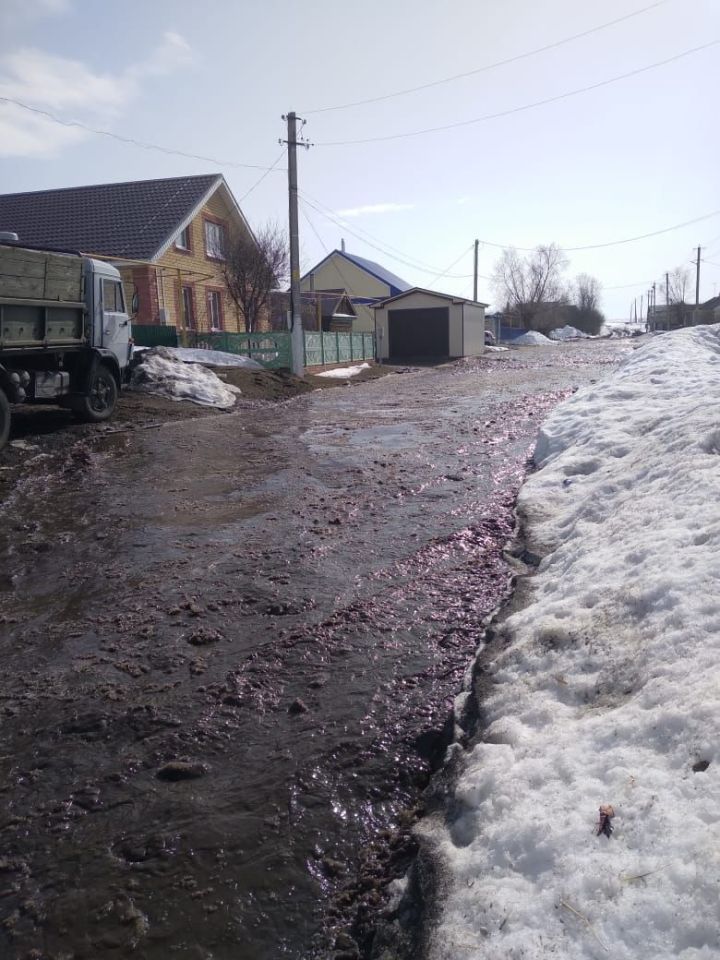 Воду от села Исаково Буинского района отвели по имеющимся каналам