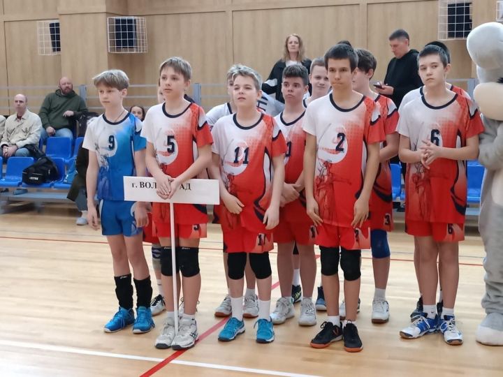 В эти дни в Буинске проходит турнир по волейболу на Кубок Александра Волкова