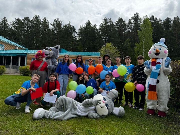 Юные волейболисты Буинска подарили праздник детям с ограниченными возможностями