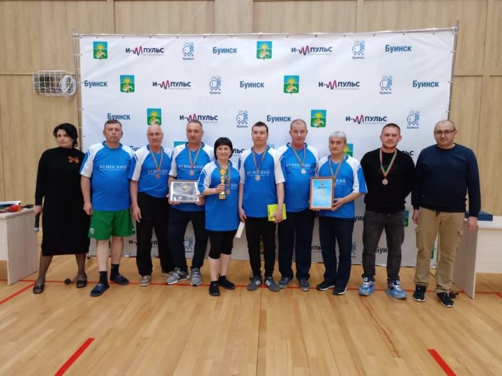 Футболисты Буинска победили в финале волейбольной лиги