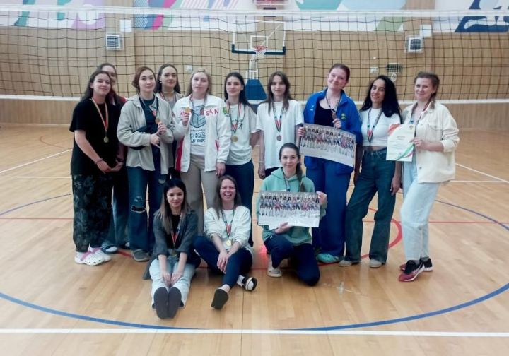 Волейболисты Буинского района завоевали призовые места на зональном этапе Чемпионата по волейболу среди сельских районов РТ