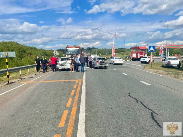 Массовое ДТП  случилось  при вьезде в город Буинск (+фото)